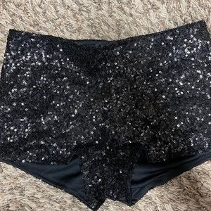 Material Girl sequin bootie shorts Small
